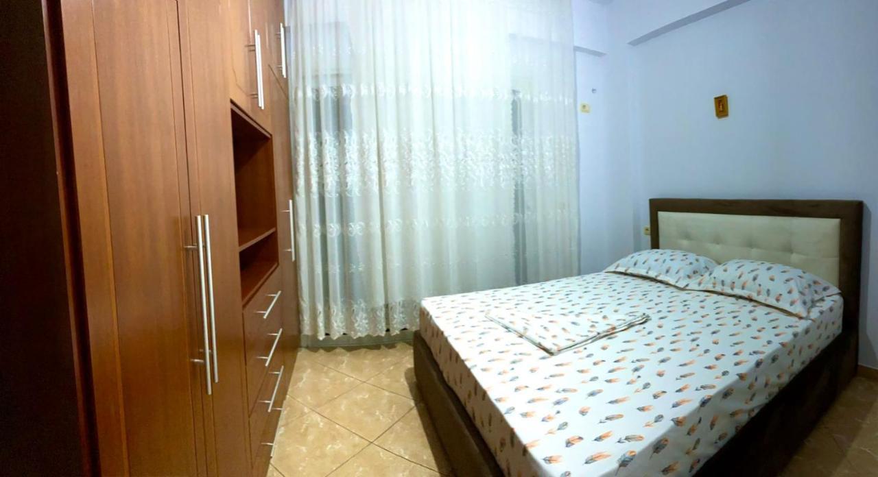 Honey Apartment Near Port Of Saranda Exteriér fotografie